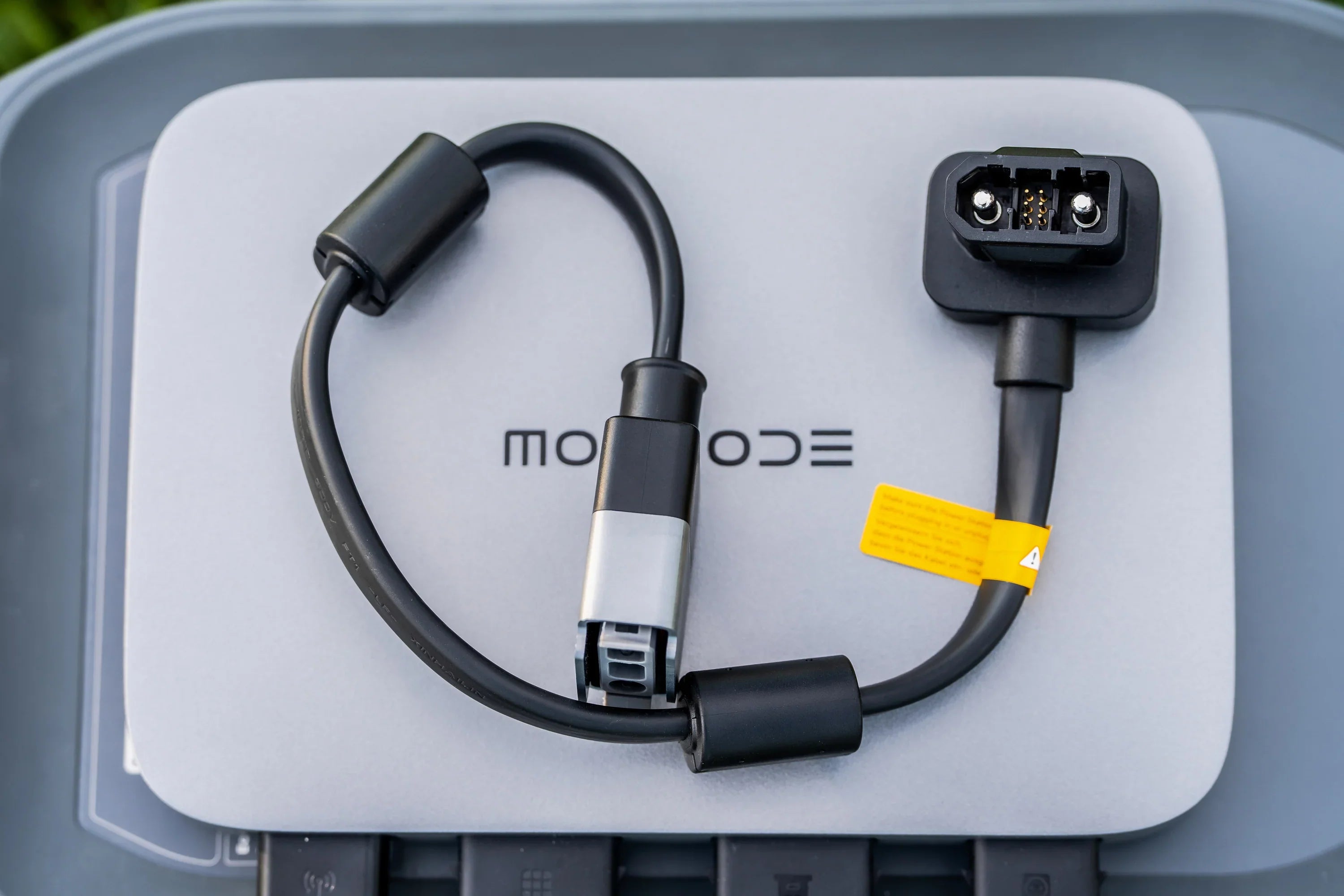 EcoFlow Delta 2 Max Zusatzakku Balkonkraftwerk Set (Delta 2 Max EB + PowerStream + Delta BKW Kabel)