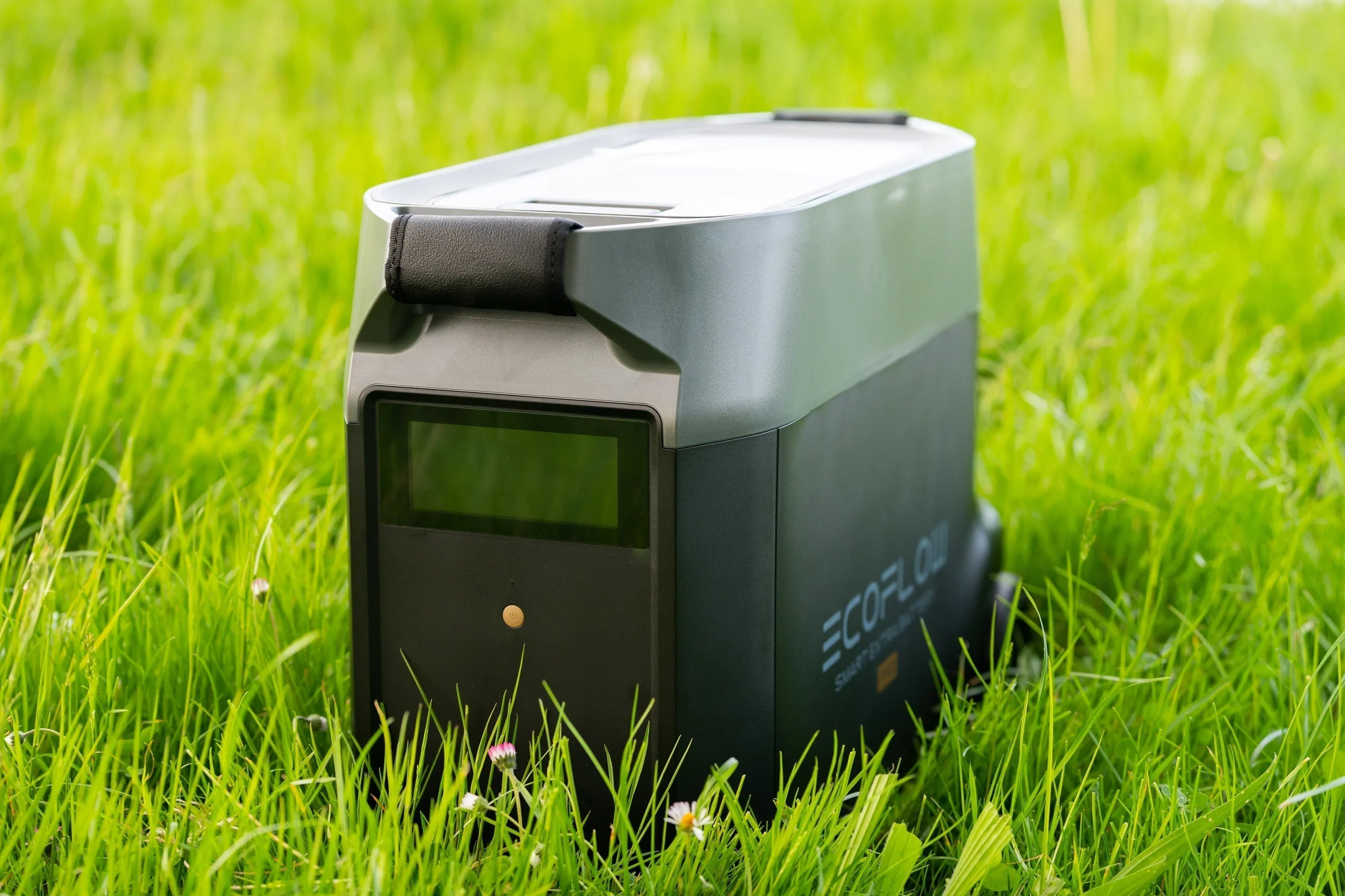 Delta Pro Balkonkraftwerk Set (Delta Pro + 1-6x Solarpanels + Wechselrichter + XT60 + BKW Pro Kabel + Solarkabel)